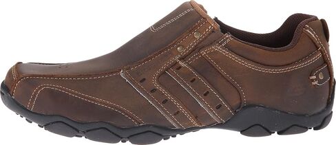 حذاء Skechers الرجالي سهل الارتداء بقطر مقدمة الدراجة in Saudi Arabia