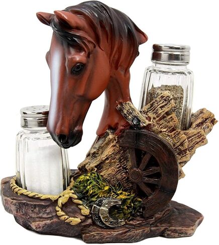Ebros Country Western Chestnut Brown Stallion Horse by Farm Wagon Wheel Lasseshoes Salt و Pepper Hards Horder Set 6.25 "تمثال ديكور ريفي عالي الطراز (بني بني) in Saudi Arabia