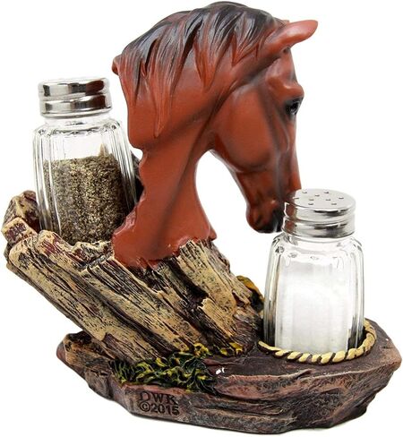 Ebros Country Western Chestnut Brown Stallion Horse by Farm Wagon Wheel Lasseshoes Salt و Pepper Hards Horder Set 6.25 "تمثال ديكور ريفي عالي الطراز (بني بني) in Saudi Arabia