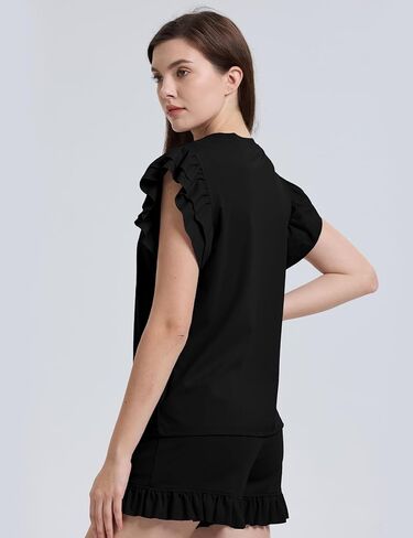 طقم ملابس نسائي من Lentta مكون من قطعتين وبلوزة بأكمام قصيرة وقميص وشورت عالي الخصر مع جيوب in Kuwait