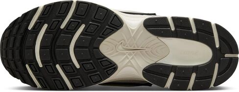 Nike Women Low-Top Sneakers Shoe in Saudi Arabia