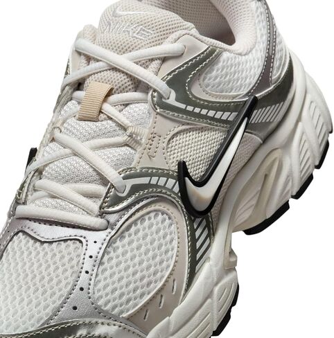 Nike Women Low-Top Sneakers Shoe in Saudi Arabia