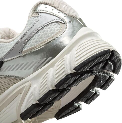 Nike Women Low-Top Sneakers Shoe in Saudi Arabia