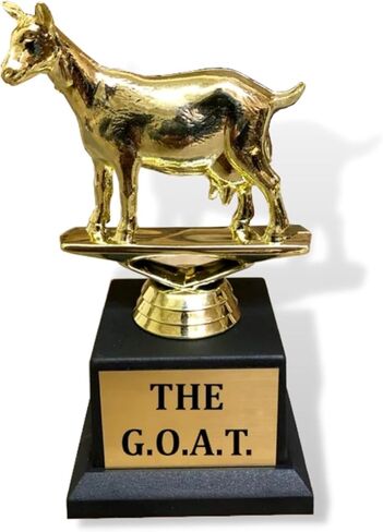 الكأس منفذ الماعز الكأس | G.O.A.T أعظم في كل وقت الكأس | كأس التعرف المضحكة لرئيسه ، زملاء العمل ، الأصدقاء | كأس التقدير المحفور المخصص | هفوة هدية للعمل in Saudi Arabia