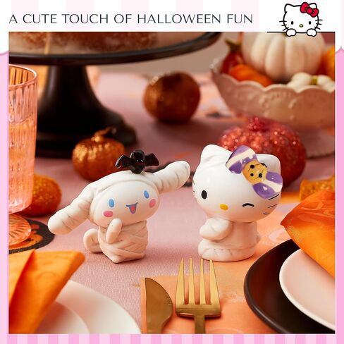 Hello Kitty & Cinnamoroll Mummy Salt & Pepper Shakers التي تم إنشاؤها بواسطة Blue Sky Clayworks in Saudi Arabia
