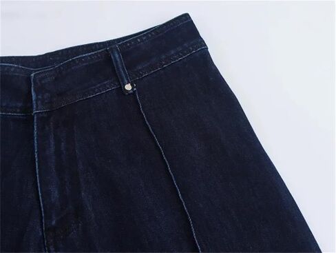 Women's Straight Mid-Rise Jeans in Saudi Arabia