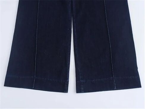 Women's Straight Mid-Rise Jeans in Saudi Arabia