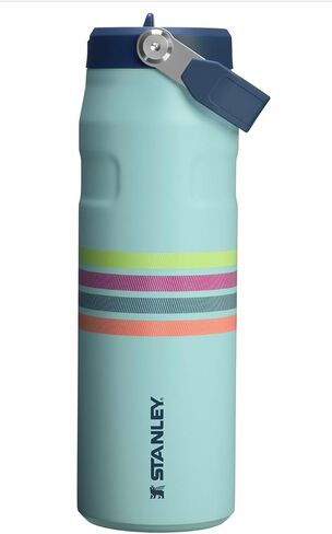 Stanley Varsity Iceflow Flip Straw 2.0 LID | زجاجة ماء 24 أوقية | قش مدمج | خفيفة الوزن وتسرب المقاومة | معزول الفولاذ المقاوم للصدأ | BPA خالية | كريم أرجواني in Kuwait