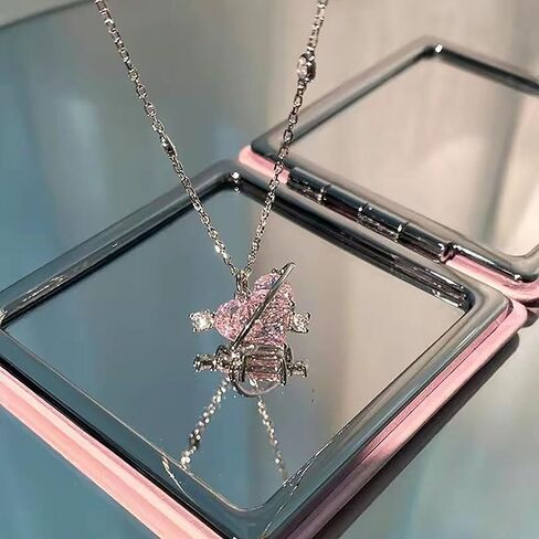 Pendant Necklace, Ladies Pendant Ladies Necklace Suitable for women, girls, fashion jewellery in Saudi Arabia