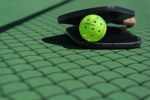 Outdoor Pickleball Balls, USA Pickleball (USAPA) Approved, 3 Packs, 6 Packs, 12 Packs, high Bounce, Hardness and Extremely Durable, neon Green, 40 Holes. in Saudi Arabia