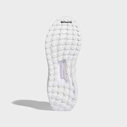 adidas Ultraboost White/White 9 B (M) in Saudi Arabia