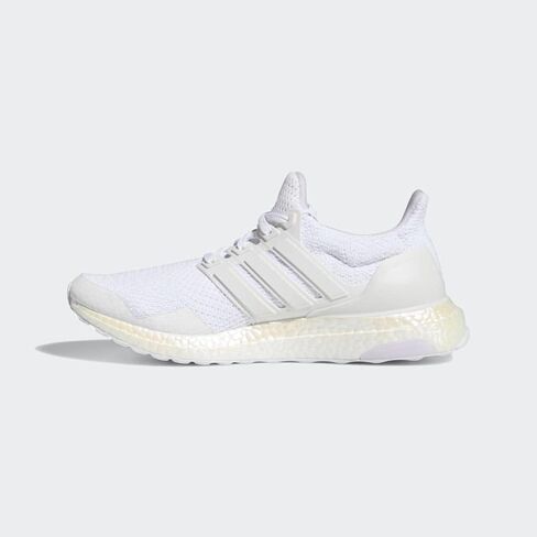 adidas Ultraboost White/White 9 B (M) in Saudi Arabia
