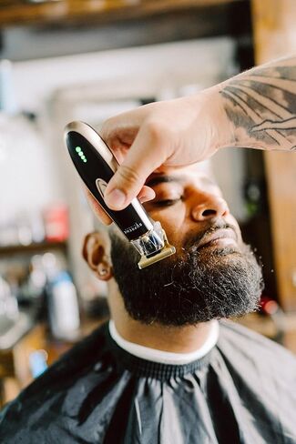 Barber Haircut Kit by SUPREME TRIMMER - Hair Trimmer & Men's Foil Shaver Professional Beard Trimmer - ST5220 & STF602 (Black Bundle) in Saudi Arabia