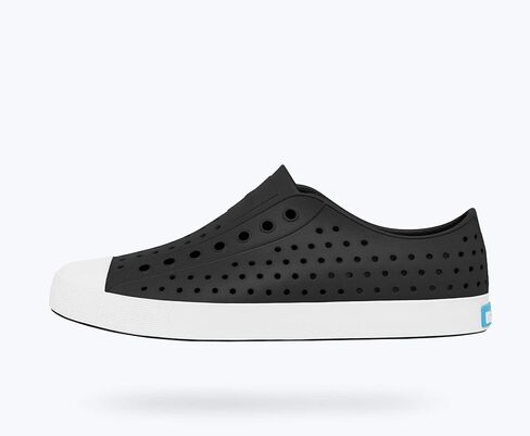 Native Shoes, Jefferson، حذاء رياضي خفيف الوزن للبالغين، Jiffy Black/Shell White، 10 M US للنساء/8 M US للرجال in Saudi Arabia