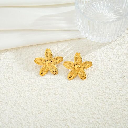 أقراط زهرة ذهبية للنساء - أقراط مسمار الفولاذ المقاوم للصدأ - هدية أنيقة عصرية لزوجتها صديقها المناسب لعيد عيد ميلاد عيد الأم عيد الحب in Kuwait