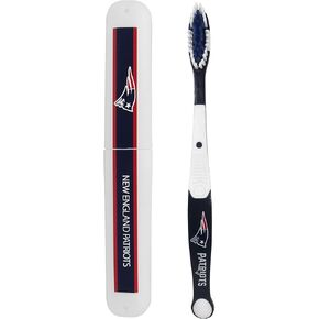 Siskiyou Sports NFL New England Patriots Unisex Travel Set Toothbrush and Travel Case, White, One Size