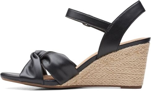 صندل نسائي من Clarks Margee Beth in Kuwait