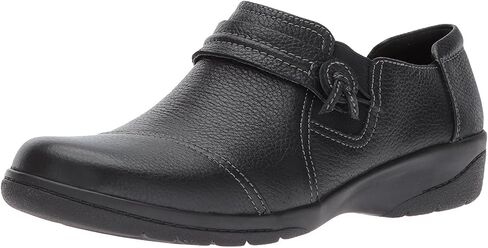 حذاء ChNG-Madi سهل الارتداء من Clarks in Saudi Arabia