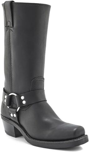 حذاء Frye Harness 12R للنساء - حذاء دراجة نارية أمريكي الصنع - نمط حزام من الجلد الإيطالي الأصلي - نعل خارجي مطاطي متين مع هيكل غرز أصلي - أجهزة من النيكل والنحاس in Kuwait