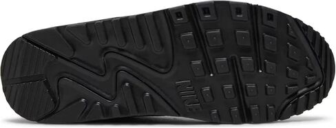 Nike Air Max 90 Womens Size - 10 M US in Saudi Arabia