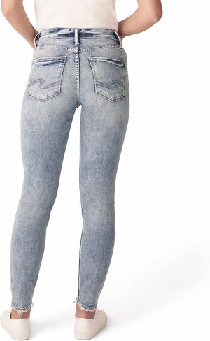Silver Jeans Co. Women's Avery High Rise Curvy Fit Skinny Jeans in Saudi Arabia