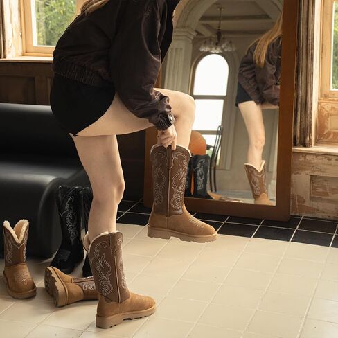 Women Winter Knee High Boots Boots - Tall Pull On Cowboy Style في جلد الجلد الأصلي ، تصميم كلاسيكي خفيف الوزن مع أحذية رغوة الذاكرة دافئة فروي وبطانة مريحة في الهواء الطلق in Kuwait