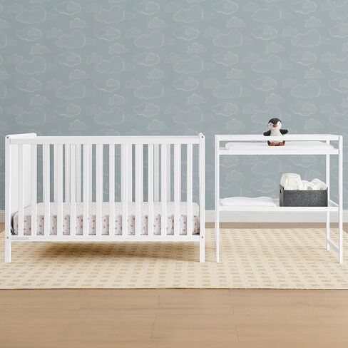 Delta Children Ruby 6-in-1 Crib & Change Table Set 2 قطعة-GreenGuard Gold Certified ، Bianca White in Kuwait