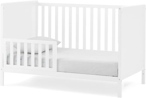 Delta Children Ruby 6-in-1 Crib & Change Table Set 2 قطعة-GreenGuard Gold Certified ، Bianca White in Kuwait