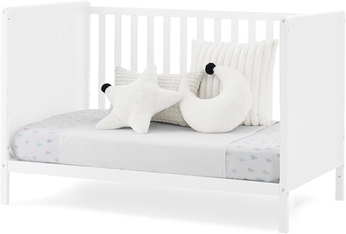 Delta Children Ruby 6-in-1 Crib & Change Table Set 2 قطعة-GreenGuard Gold Certified ، Bianca White in Kuwait