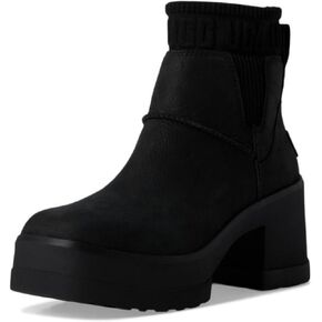 Ugg Women's Moxy Chelsea Fashion Boot in Kuwait