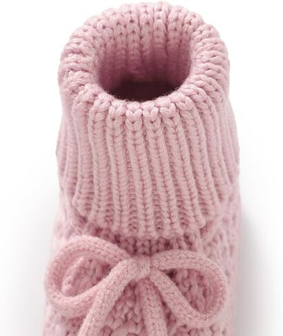 Newborn Shoes Knitted Baby Booties Hand Crochet Knit Infant Boys Girls First Walkers Soft Crib Sock Boots in Kuwait