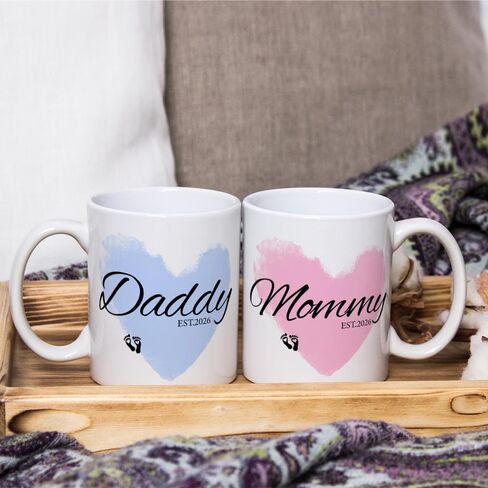 Daddy Mommy Est 2025 Mugs ، Hew Parents Gifts لأول مرة 2025 ، إعلان الحمل للآباء والأمهات ، هدايا استحمام الطفل لأبي أمي شاي كوب 11 أوقية in Saudi Arabia