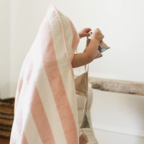 Burt's Bees Baby Baby Hooded Terry مناشف Terry القطن العضوي ، وضروايا حمام للجنسين ، ومنشفة حضانة ناعمة للرضع ، والأطفال الصغار ، والأطفال in Saudi Arabia