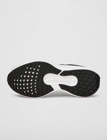 Nike Winflo 11 Road Running Shoes in Saudi Arabia
