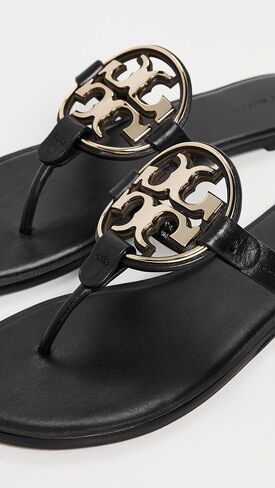 الصنادل المعدنية للسيدات في Tory Burch in Kuwait