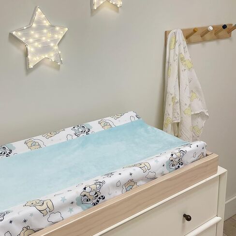 Lambs & Ivy Disney Baby Winnie the Pooh Hugs Soft Blue Minky غطاء وسادة تغيير in Saudi Arabia