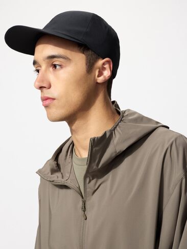 Uniqlo UV Protection 2way Cap in Saudi Arabia