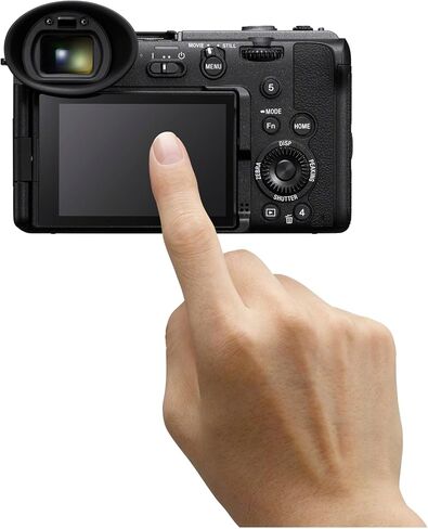 كاميرا Cinema الرقمية Sony FX2 وحزمة عدسة 35 مم F/1.4 GM مع البطاريات وبطاقة SD والبرامج ومجموعة التنظيف (6 عناصر) in Saudi Arabia