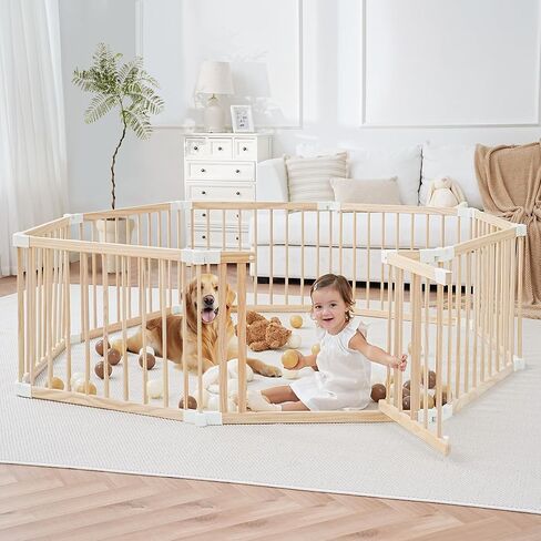 Wooden Playpen & Play Yards للأطفال والأطفال الصغار ، 67 * 67 بوصة قابلة للطي للطفل للعباء مع بوابة قفل ، مركز نشاط الأطفال في الهواء الطلق ، خشب الصنوبر in Kuwait
