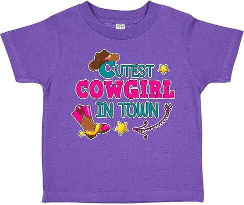 حبر كوريستاس كاتيب في المدينة مع قبعة رعاة البقر وأحذية Toddler T-Shirt in Kuwait
