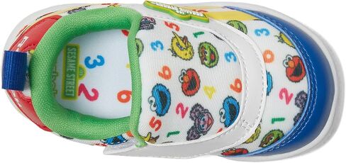 Reebok Baby-Boy's Sesame Street Club C الانتقام على حذاء رياضة in Saudi Arabia