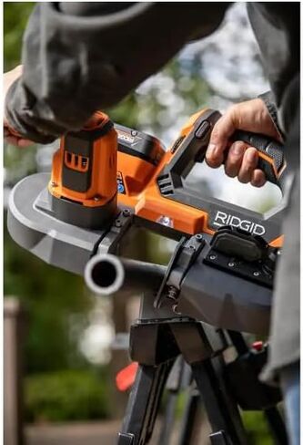 RIDGID R8604KN 18V Cordless Compact Band Saw Kit with (1) 4.0 Ah Battery and Charger in Saudi Arabia
