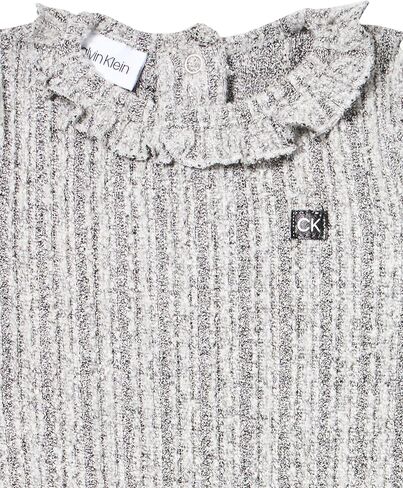 مجموعة تنورة 2PC Calvin Klein Baby '2PC in Saudi Arabia