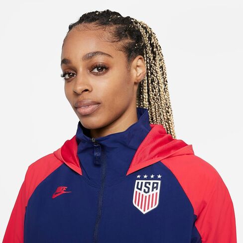 سترة كرة القدم Windrunner للسيدات من Nike US AWF in Saudi Arabia