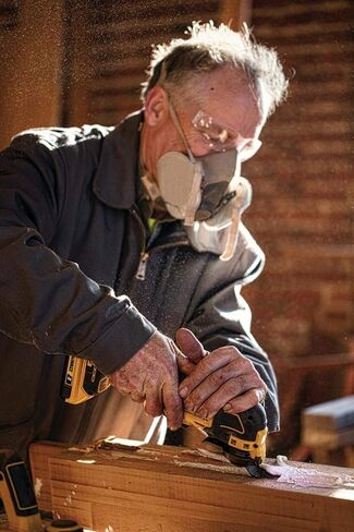 DEWALT DCS354D1 ATOMIC 20V MAX* Brushless Cordless Oscillating Multi-Tool Kit in Saudi Arabia