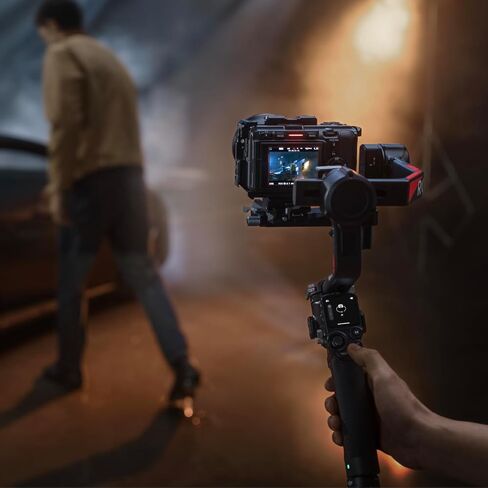 DJI RS 4 Pro, 3-Axis Gimbal Stabilizer for DSLR & Cinema Cameras Canon/Sony/Panasonic/Nikon/Fujifilm, 2nd-Gen Native Vertical Shooting, 4.5kg (10lbs) Payload, Dual Focus & Zoom Motors in Saudi Arabia