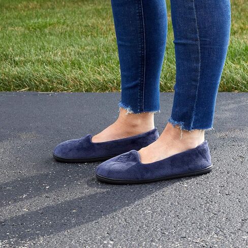 Dearfoams Women's Rebecca Lightweight Cozy Memory Foam Closed Back Slipper with Wide Widths, Blue Stary Night, 7-8 in Saudi Arabia