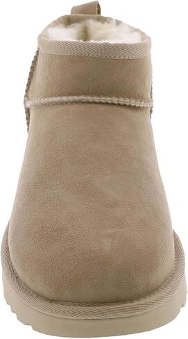 حذاء UGG النسائي الكلاسيكي فائق الحجم in Saudi Arabia