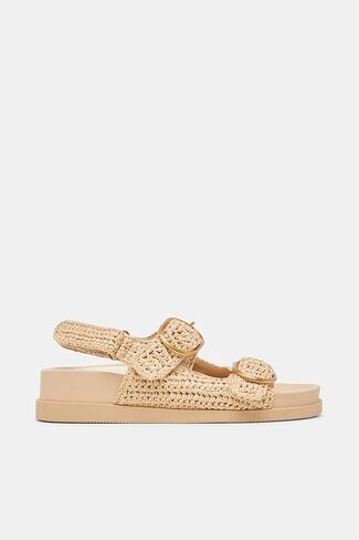 Dolce Vita النسائية Starla Crochet Sandal Flat in Kuwait