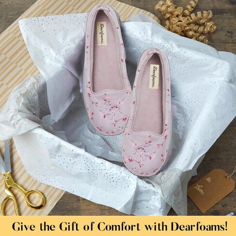 Dearfoams Women's Rebecca Lightweight Cozy Memory Foam Closed Back Slipper with Wide Widths, Purple Flowers, 7-8 in Saudi Arabia
